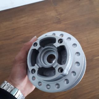TC83 Đùm đĩa bằng s110 trước