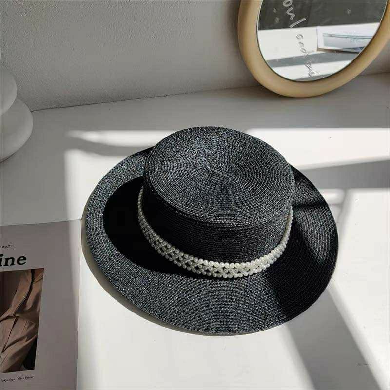 Mũ cói vành nhỏ đi biển đai viền ngọc trắng sang chảnh