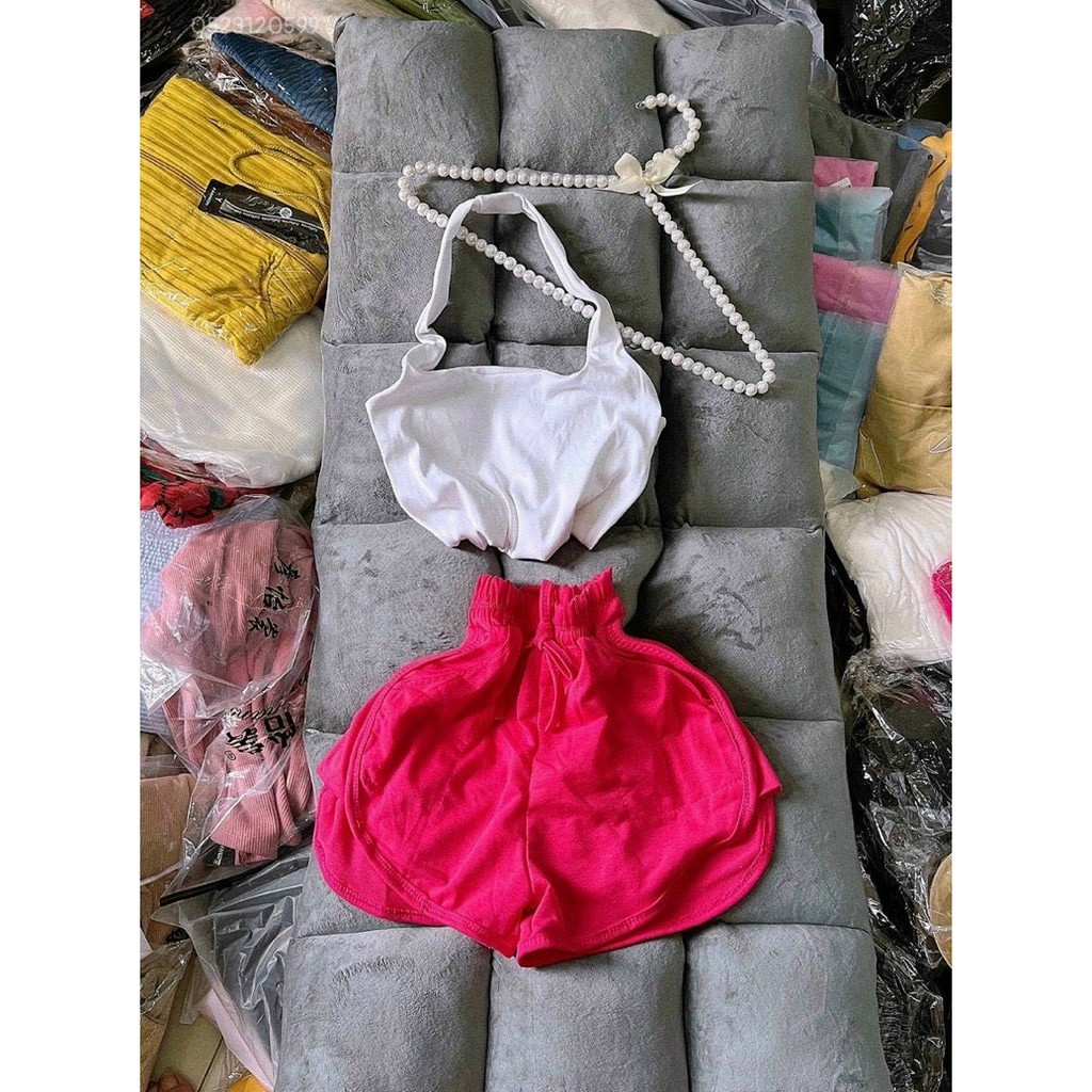 Set bộ đi chơi áo yếm tròng cổ hở lưng sexy mix quần đùi thể thao trơn màu NU55