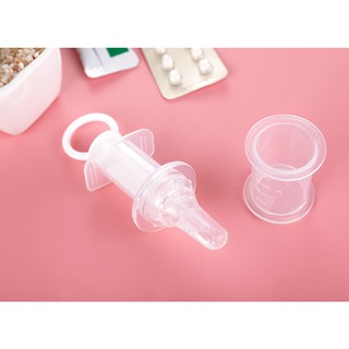 Xilanh uống thuốc cho bé