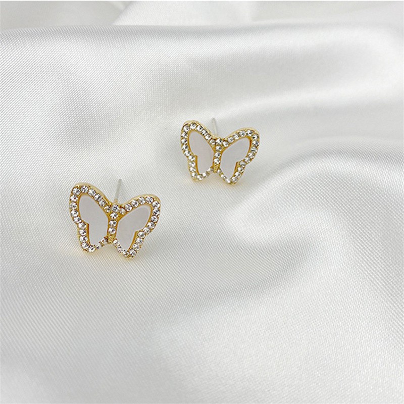 Khuyên Tai Hình Bướm Đính Đá Dễ Thương Dành Cho Nữ