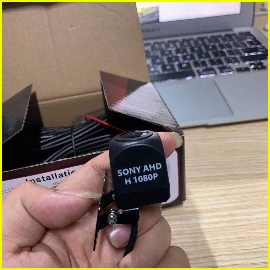 Camera lùi AHD lắp cho xe hơi