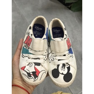 thanh lý giày của bé
