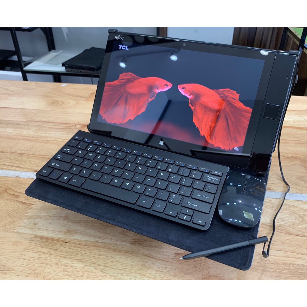 Máy tính xách tay FUJITSU ARROWS Tab Q704 máy tính 2 in 1 Nhật Q704 (i3, i5)đã gồm bút, cáp sạc xịn, đế dựng | BigBuy360 - bigbuy360.vn