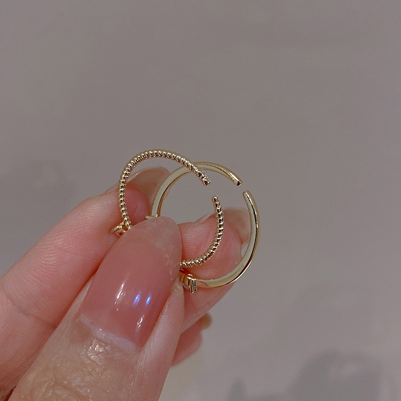 Set 2 Nhẫn Đeo Ngón Trỏ Đính Kim Cương Hình Trái Tim Sang Trọng Thời Trang Dễ Phối Đồ Cho Nữ