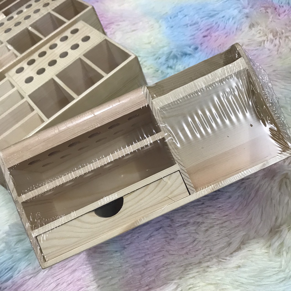 Kệ gỗ đa năng để đồ sửa chữa - mẫu số 1