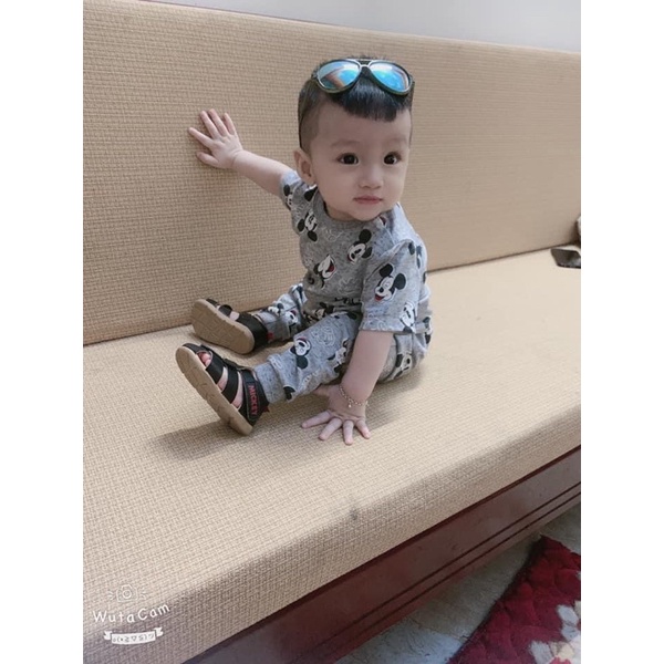 Bộ mickey bé trai bé gái