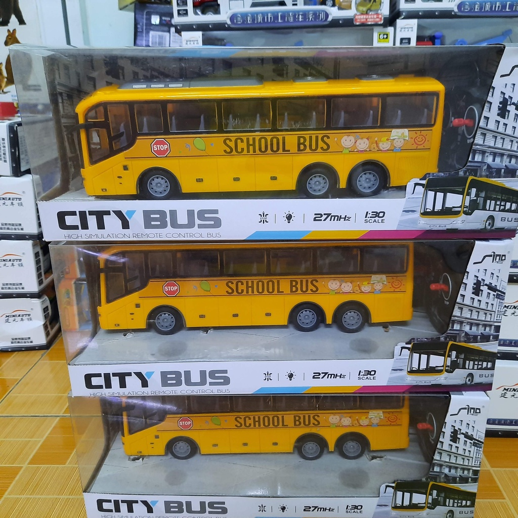 Xe ô tô School bus điều khiển từ xa sóng 27mhz sử dụng pin AA có đèn sáng mô hình bằng nhựa tỉ lệ 1:30