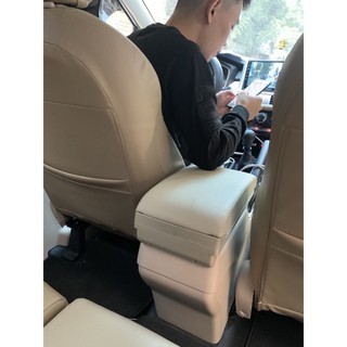 Hộp Tỳ Tay Xpander