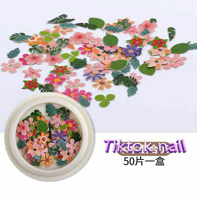 ẩn trang trí móng