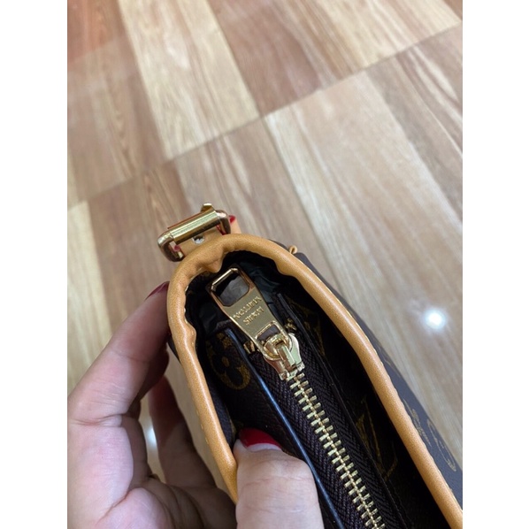 Túi lv kẹp nách