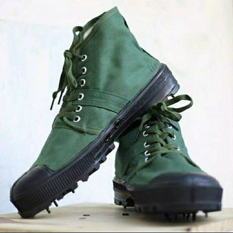 Giày vải  bảo hộ lao động cao cổ - đế cao su - Công ty 26 hàng chuẩn cấp phát