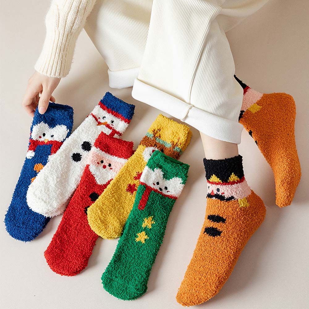 Tất chân mềm mại họa tiết ông già noel/ người tuyết dễ thương nhiều màu sắc