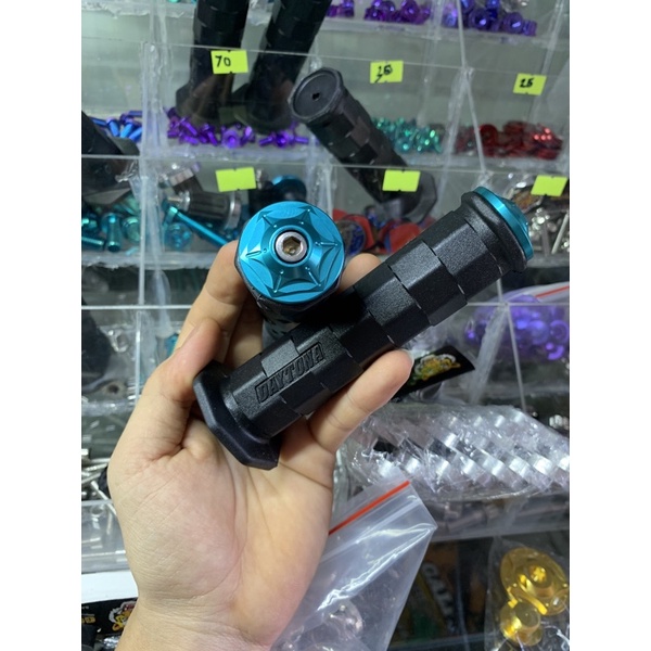 Bao tay DAYTONA + Gù Titan siêu đẹp gắn mọi loại xe