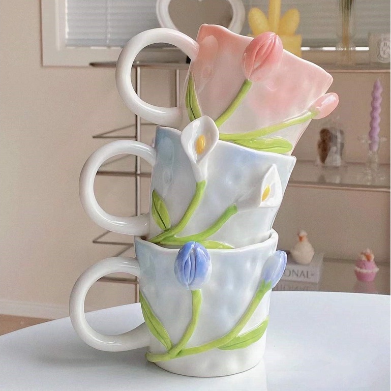 ❤Ly Sứ Uống Nước Họa Tiết Hoa Tulip Dập Nổi Ba Chiều