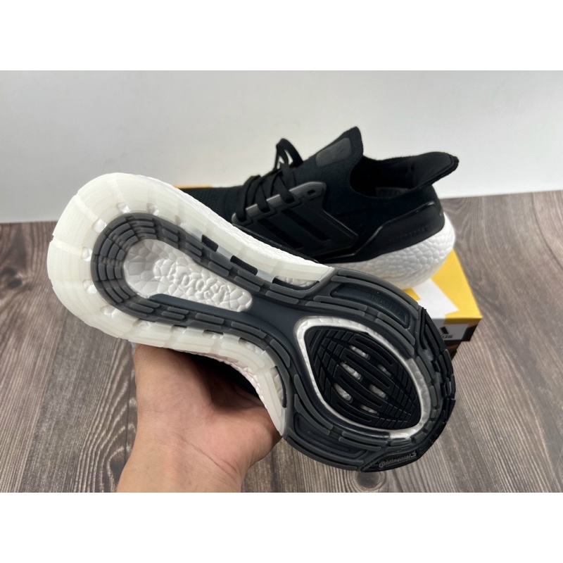 GIẦY THỂ THAO CHẠY BỘ ULTRABOST 7.0 NAM, HÀNG CÓ SẴN BẢN CAO CẤP