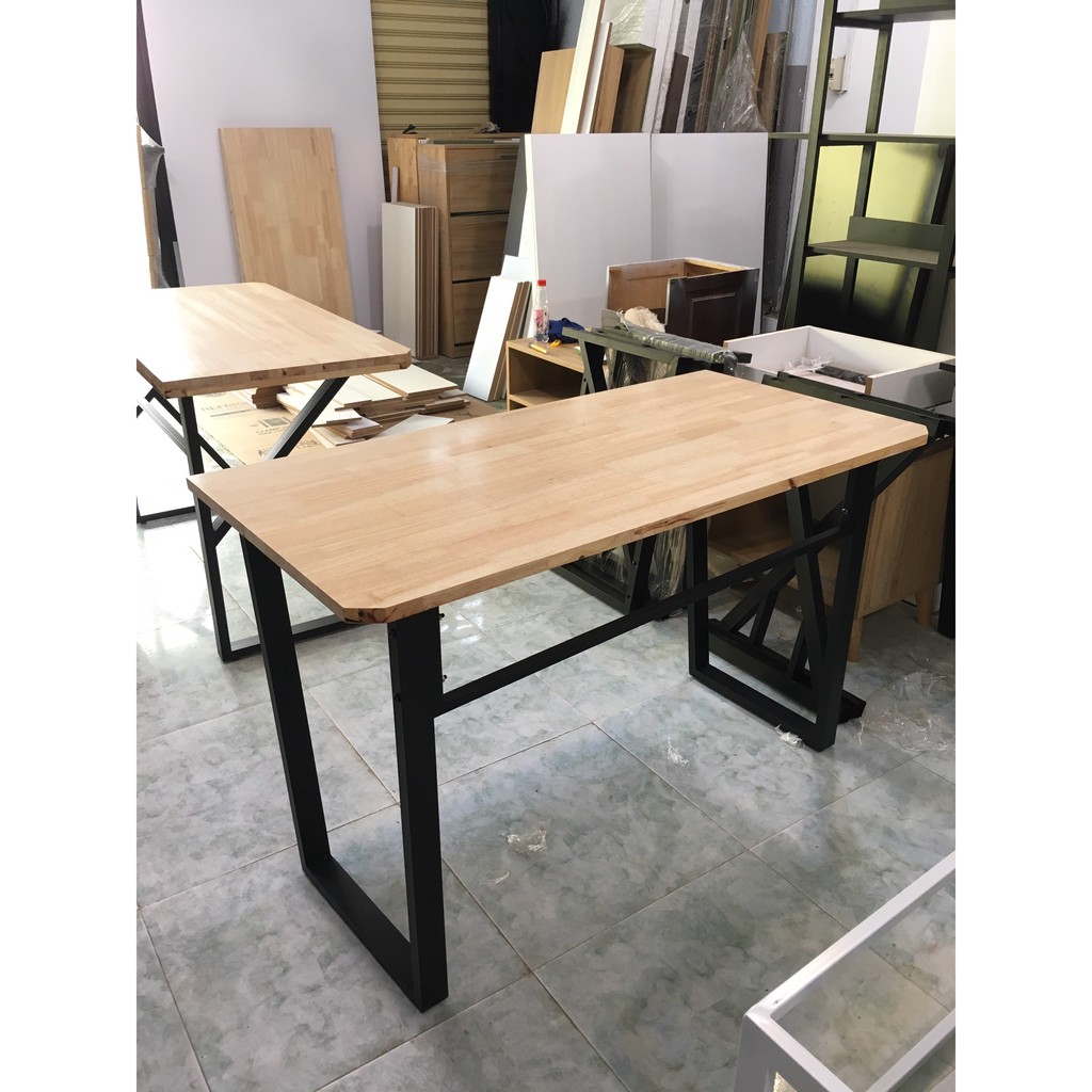 Bàn Làm Việc Chân Sắt - Mặt Gỗ Caosu | BigBuy360 - bigbuy360.vn