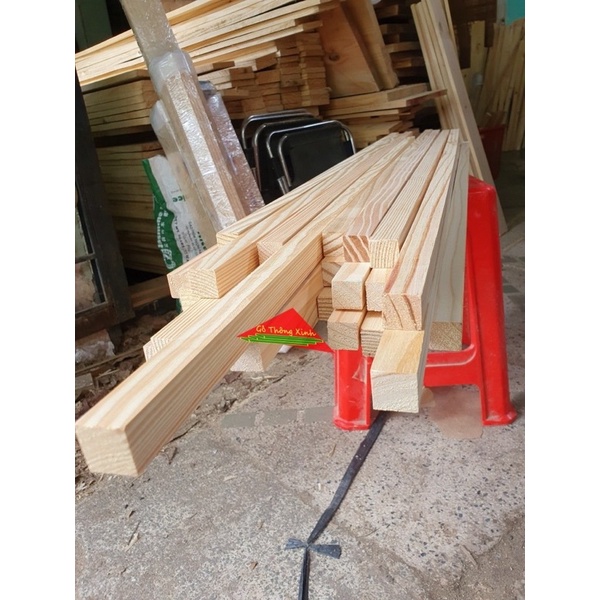 Thanh gỗ thông vuông 2cm ,dài 1m2 dùng làm nẹp, đóng chuồng thú cưng, làm khung viền,trang trí nhà cửa,chế DIY