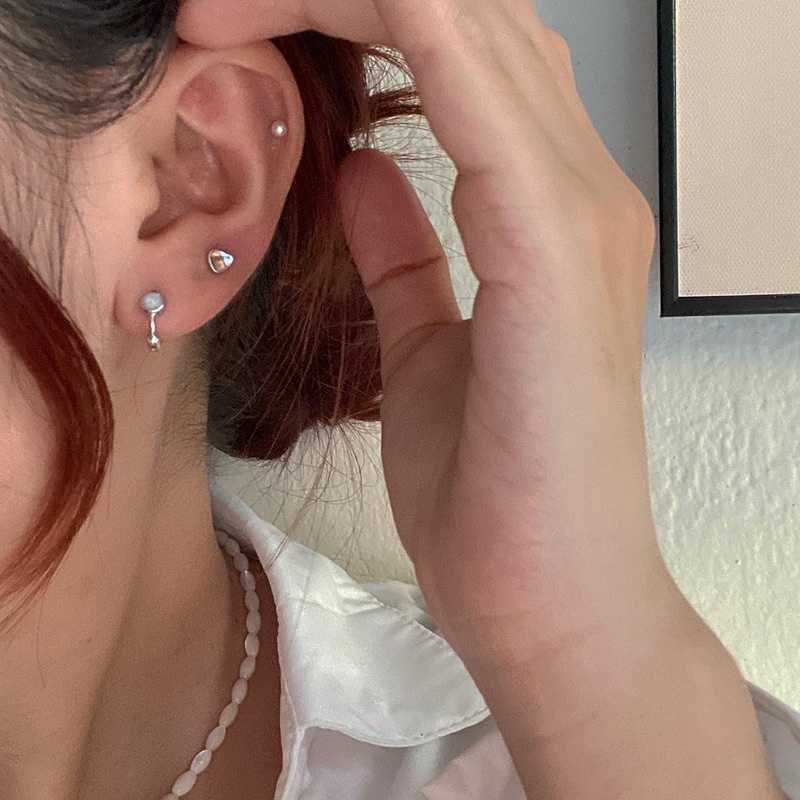 🇰🇷𝐯𝐞𝐥𝐯𝐞𝐭𝐩𝐢𝐧𝐤.𝐚𝐜𝐜 | Khuyên tai bạc 925 một chạm màu nhũ