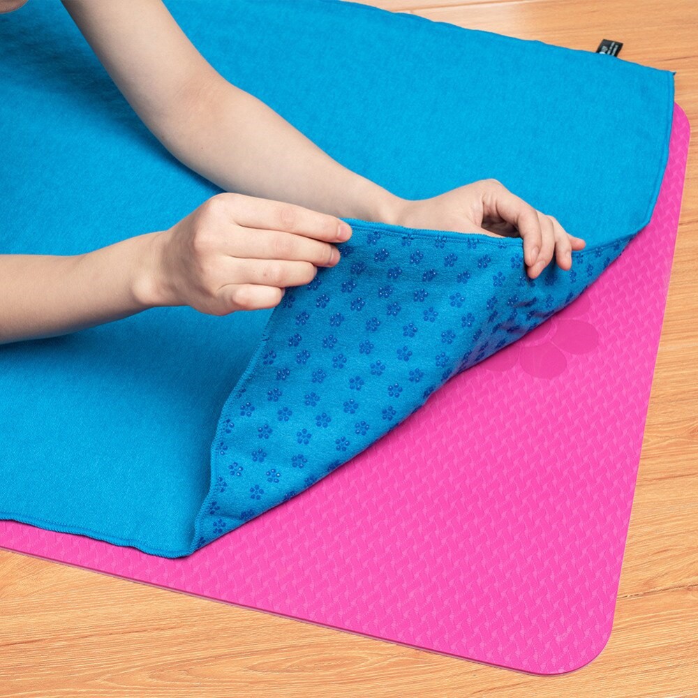 Khăn trải thảm tập yoga chống trượt chất liệu vải gắn cao su non chống trơn tuyệt đối