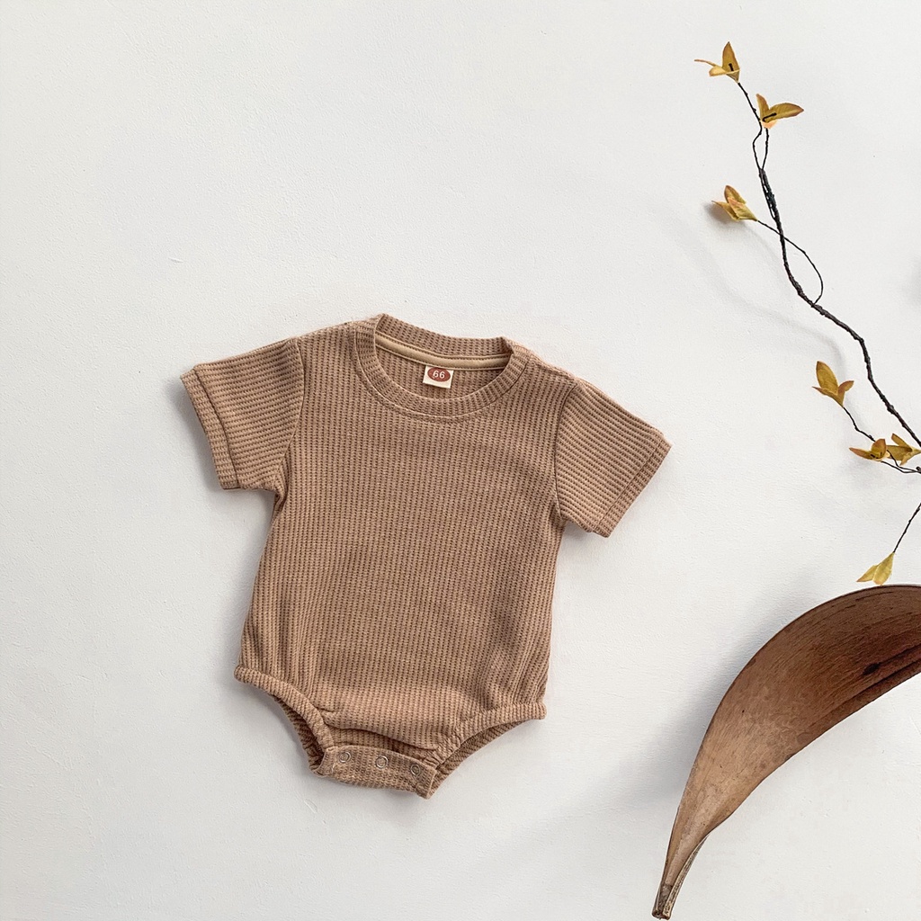 Áo liền quần bằng cotton tay ngắn màu sắc đơn giản cho bé