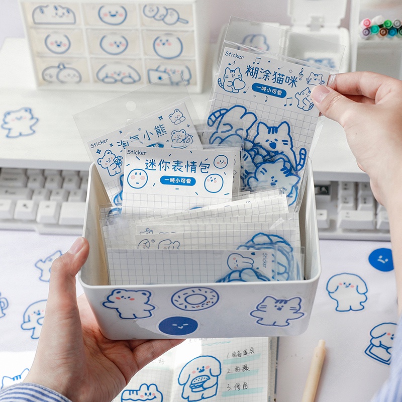 Bộ 40 Miếng Dán Hình Thú Cưng Dễ Thương Dùng Trang Trí Sổ Tay / Va Li / Laptop Diy