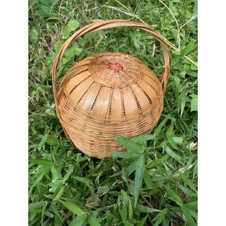 Giỏ tre có nắp