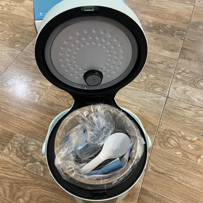 Nồi Cơm Điện Korichi Hàn Quốc KRC-1810 Nấu Cơm Siêu Ngon Bảo Hành 12 Tháng
