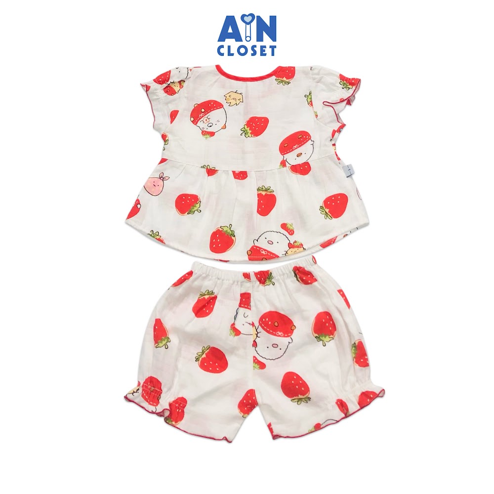 Bộ quần áo ngắn bé gái họa tiết Gấu dâu đỏ xô sợi tre - AICDBG4XEYPJ - AIN Closet
