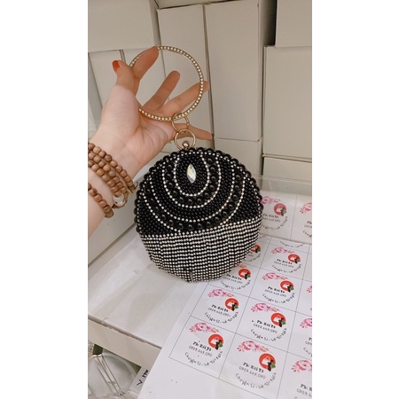 Cốp đá tròn đi tiệc siêu sang