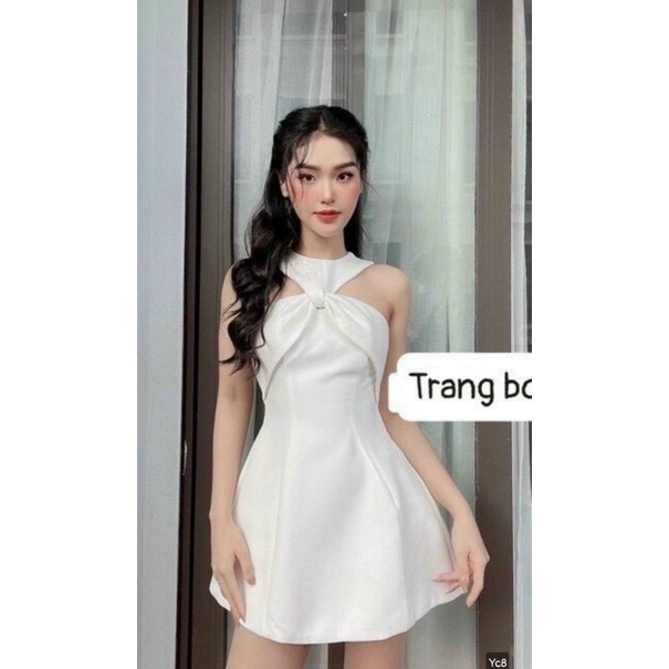 Đầm Tapta Cổ Chéo Siêu HOT Năm UP