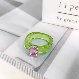 Nhẫn nhựa xanh lá/hồng
