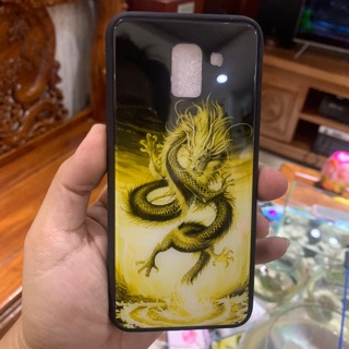 Ốp lưng samsung J6 rồng vàng kính