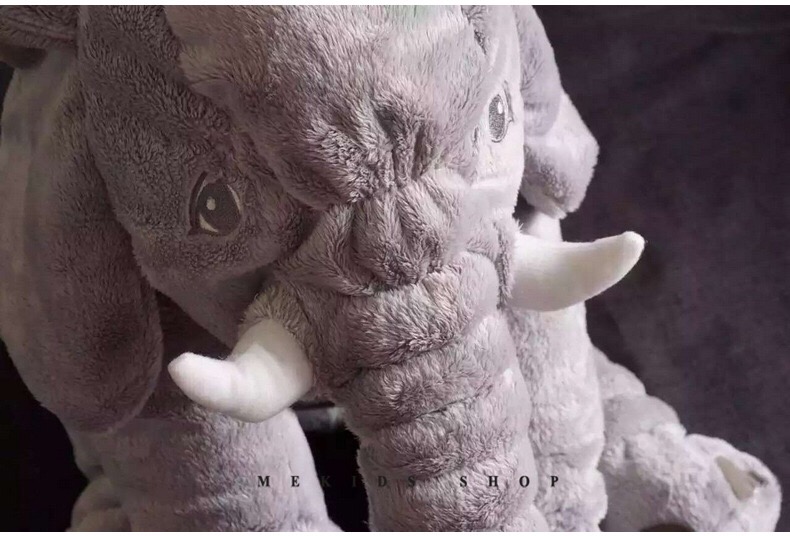 1 Chú Voi Nhồi Bông Mềm Mại Cỡ Lớn 60cm Cho Bé