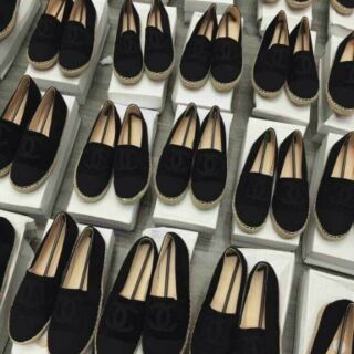 Giày slipon trần chỉ đế cói