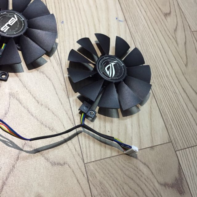 Một cái Asus Strix 3 fan cho Rx480 Rx580 Gtx 1060 1070 1080 1080ti