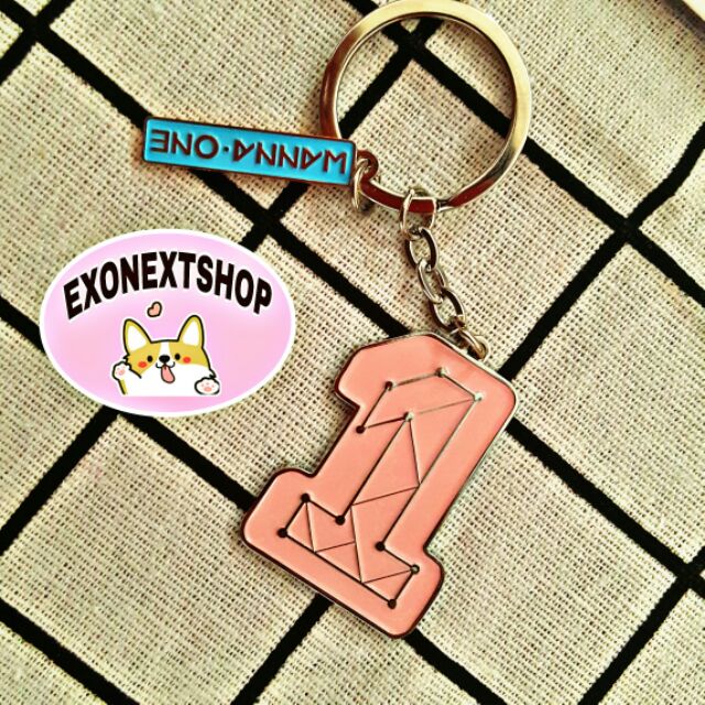 MÓC KHÓA EXO, WANNA ONE