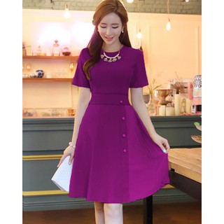 Đầm xếp ly phối nút