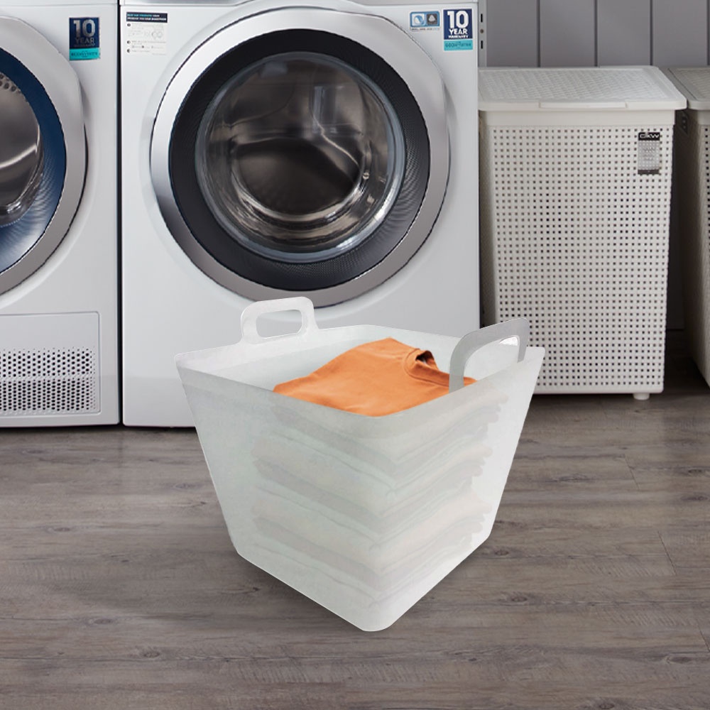 HomeBase STACKO Rổ nhựa đựng đồ có tay cầm Thái Lan Size L 42x40x41.5cm màu trắng