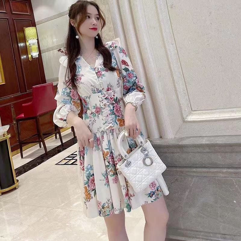 Đầm Dáng Ôm Đuôi Cá Lụa Hoa Văn Xinh Xắn Kèm Dây Đai Thắt Hàng Nhập Quảng Châu Cao Cấp