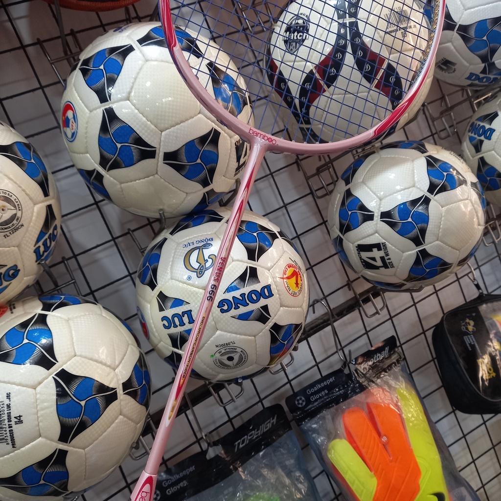 1 Chiếc Vợt cầu lông fleet hàng chính hãng khung cacbon, hàn 1 mối, cũ, căng 10 kg