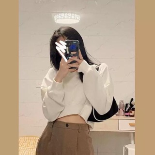 Áo tay dài dạng crop