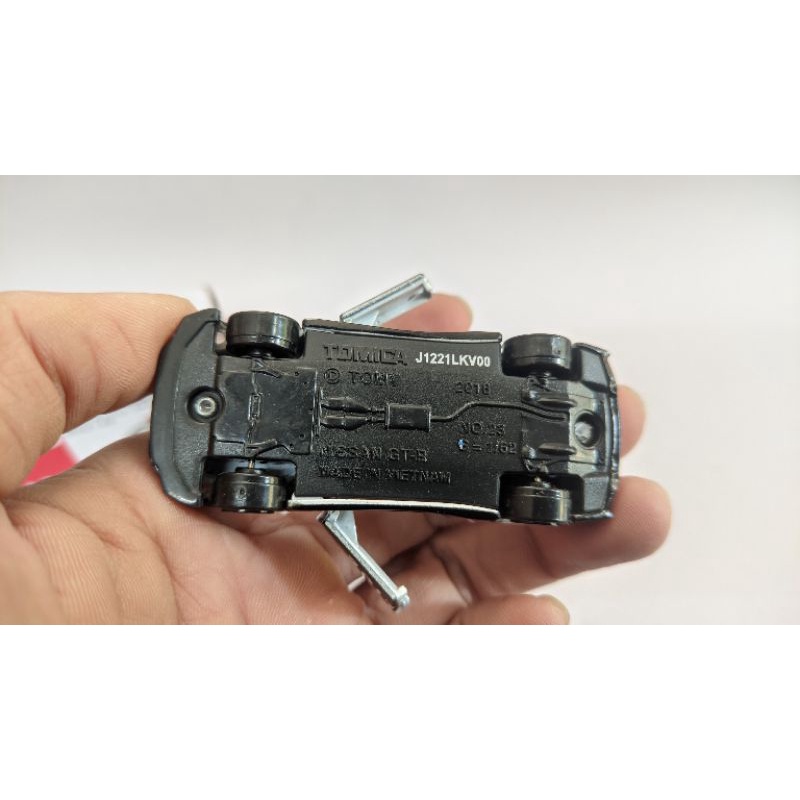 Tomica: Xe Tomica Nissan GTR Police Car 105