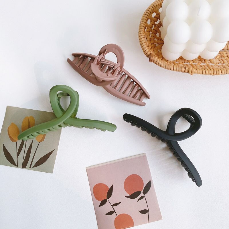 Kẹp Tóc Càng Cua Đẹp, Kẹp Hàm Cá Mập Phong Cách Hàn Quốc Xinh Xắn So Cute - QueenStore