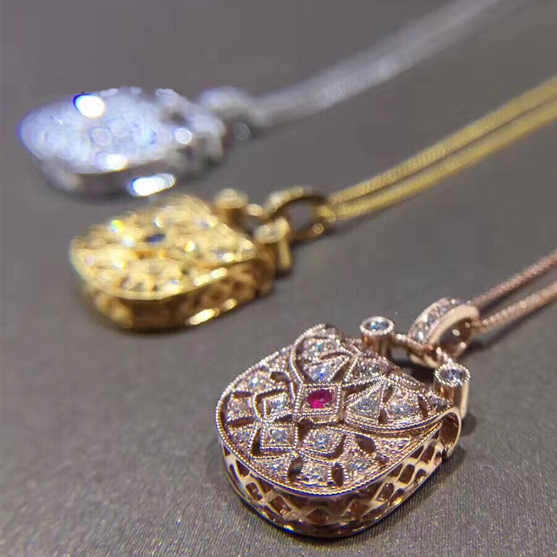 vòng cổ Mạ Vàng 18k Mặt Hình Túi Xách Đính Đá Thanh Lịch