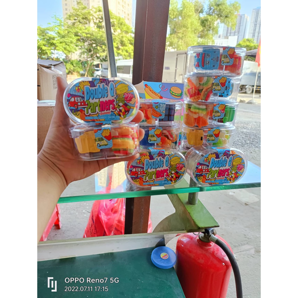 [ Quà tặng đồ chơi ] Combo 10 hộp kẹo dẻo hỗn hợp Double Q Funny CastleKẹo dẻo chip chip/ Humberger Kẹo dẻo Mini hộp 30g