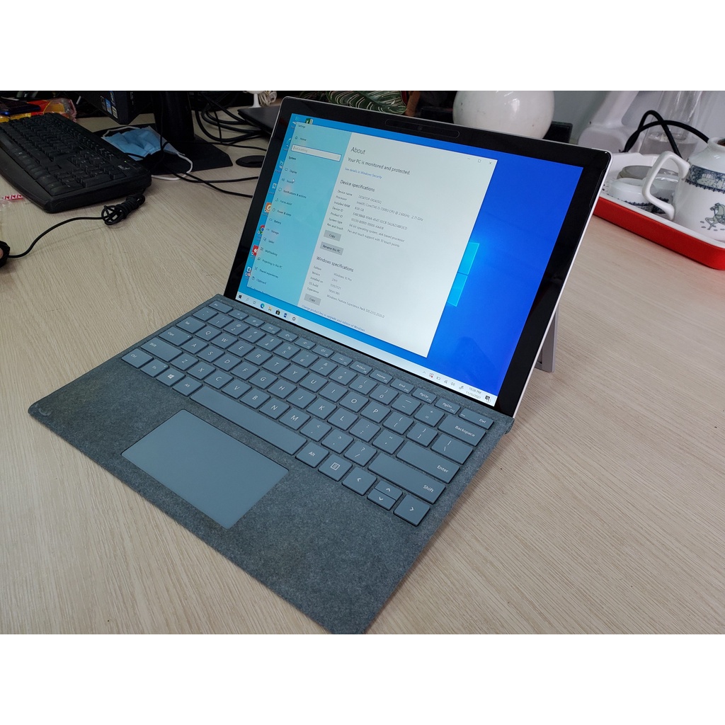 Máy Laptop hiệu Microsoft Surface Pro 5 SSD 128GB/ intel Core i5/ 4GB Ram Win 10 Pro | BigBuy360 - bigbuy360.vn