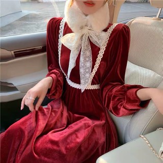 Set váy nhung phối viền ren + choàng cổ lông