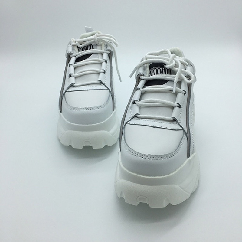 Giày sneaker L88 high and chic đế platform 6cm