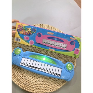 Đồ chơi đàn piano vui nhộn dành cho bé ( Mẫu đàn xanh mặt cười)